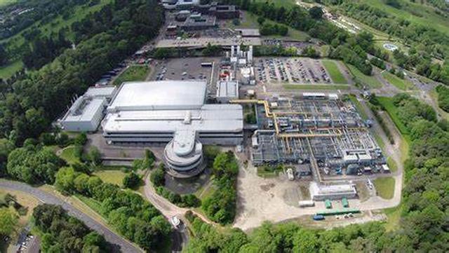 最后五分钟12亿涌入,中国大获全胜,外媒：荷兰政府开始向中国低头