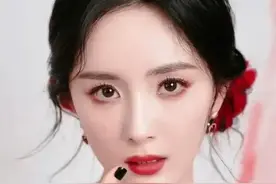 为什么杨幂签了这么多个，就火了个她？图片