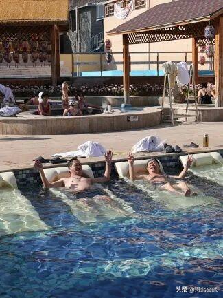 赏丹霞、沐温泉！承德唐家湾这处温泉，承包你秋日的双倍快乐