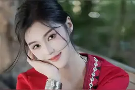 网红美女车模——程儿，颜值与实力并存图片