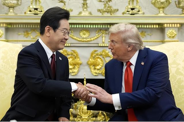 第四轮会谈来了？特朗普通知中国，谈判议题变了，中方说了15个字