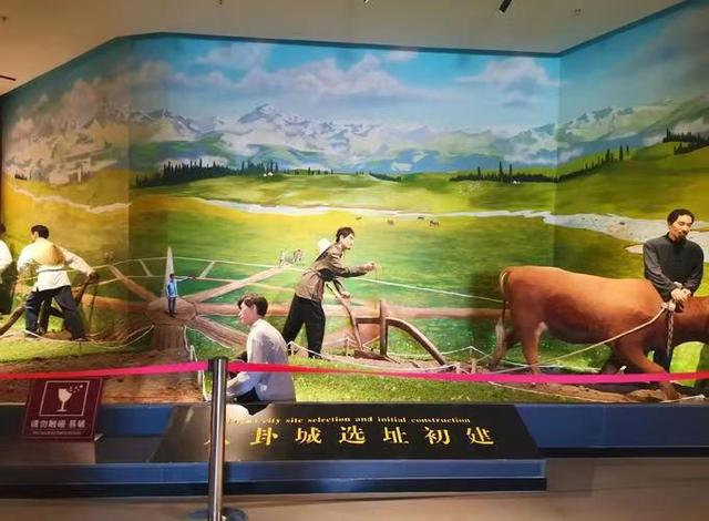 没有红绿灯的城市（散记）——新疆行之八卦城
