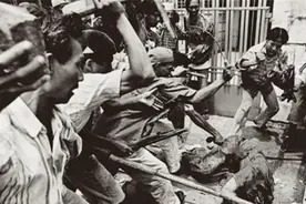 1998年印尼爆发排华风暴，大批华人遭屠杀，我国为何不选择出兵？图片