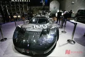 有车型降价70万元！超豪华车卷进“价格战”，专家：应紧跟中国市场发展趋势图片