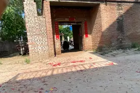 “不怕门对门，就怕咬牙门”啥意思？什么是“咬牙门”？图片