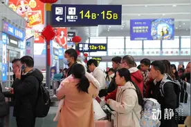 春节假期接近尾声，贵阳北站迎来返程高峰图片