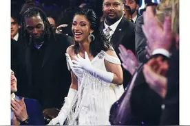 从黑帮脱衣舞娘逆袭拿格莱美奖，最受中国人喜爱说唱歌手“卡姐”图片