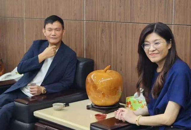 国民党主席选举仅剩2天，蒋万安终于表态了，郑丽文已毫无胜算？