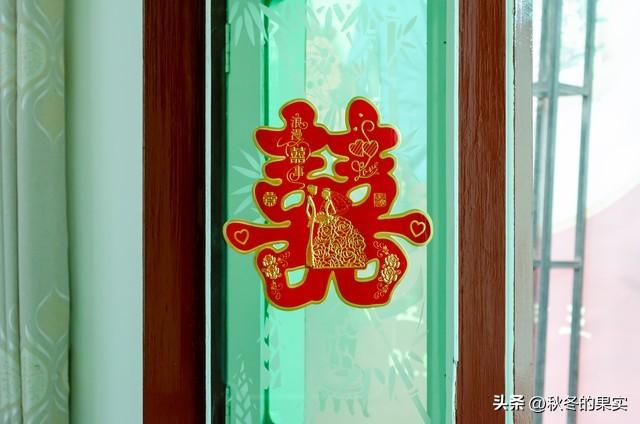 93年我去相亲，对方没有看上我，路上有个阿姨说：我家也有女儿
