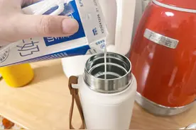 买过几十个保温杯后发现：商家的6句“谎言”，把我坑惨了！图片