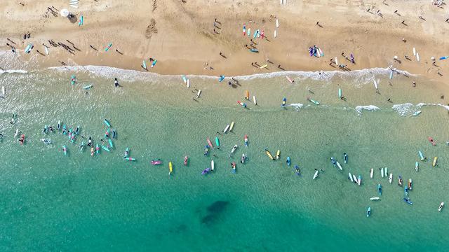 万宁“双节”成绩单：揽金3.8亿元，接待游客57.47万人次