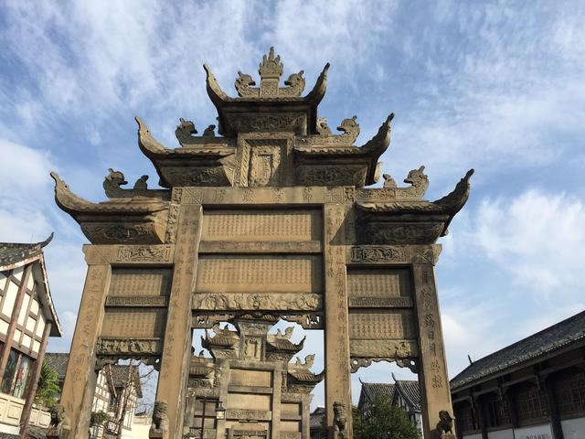隆昌“中国石牌坊乡”的独特风景