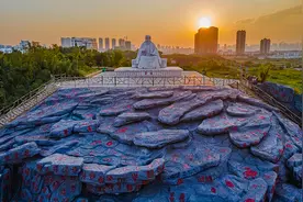 与客家话相近的方言，使用人数5000万图片