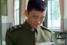 《士兵突击》中许三多军衔还会晋升吗？图片