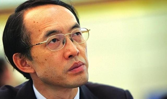 一石激起千层浪！释永信刚被查，央视名嘴刘芳菲也受牵连