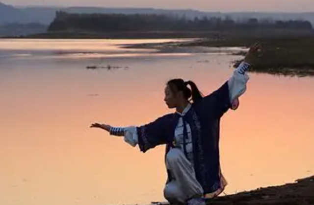 提醒：千万注意，公园练太极拳的这一种人！