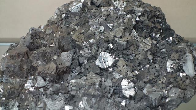 够中国用2万年！我国攻克世界级难题，抢先美国建造“无限能源”