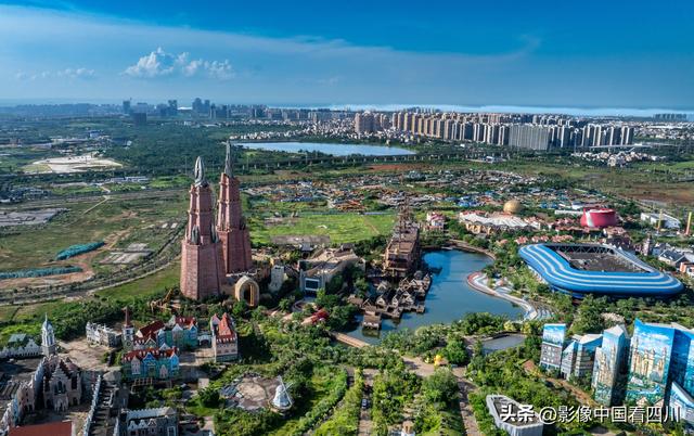 海南海口：长影环球100奇幻乐园璀璨夺目