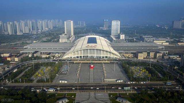 中国“最尴尬”的四座城市，名气太大，经常被误认成省会城市