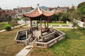 事发漳州：以为是草地，女童掉进两三米深的池塘……图片