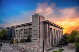 痛失医学院的济南大学，开始与民办高校合办医学！图片