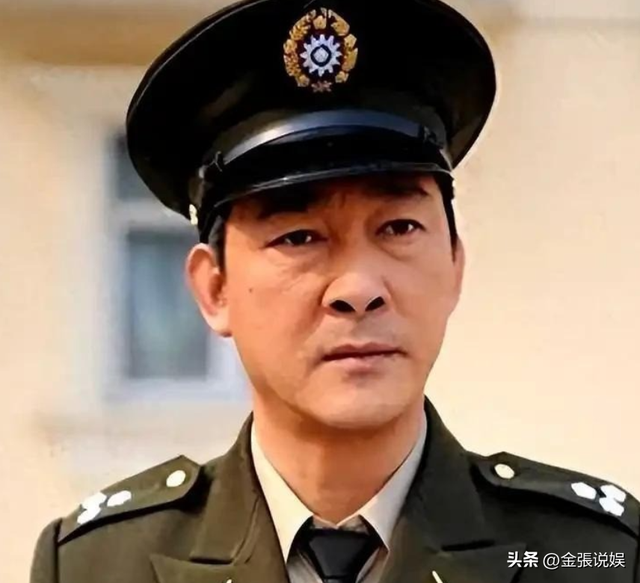 大家熟悉的他早已逝世，一天吃几十片止痛药，去世半年公众才知道