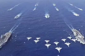 双航母编队首次远洋训练，现身关岛后方，突破二岛链展示海军实力图片