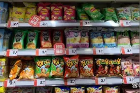 60万投资2个月倒闭，你家门口的零食店亏麻了图片