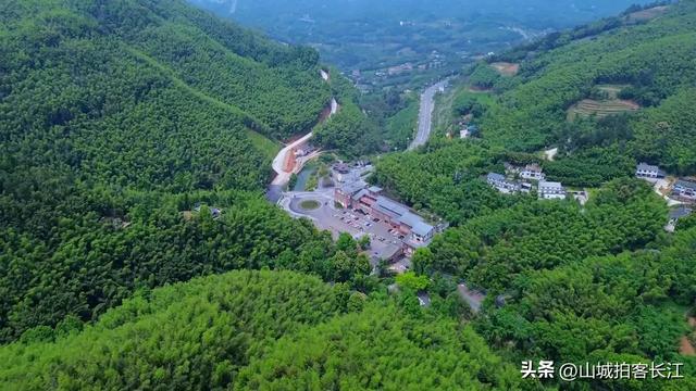 四川南部的宝藏城市，手握多张金字招牌，未来要当省内第二城？