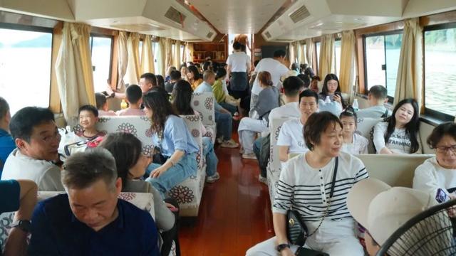 喜迎五一小高峰 | 洈水景区美景如画，人气满满！