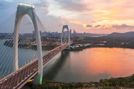 南宁18座跨邕江大桥检测合格！图片