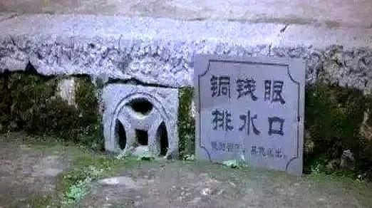 北京暴雨，故宫再现“千龙吐水”壮观景象，其有何特殊设计原理？