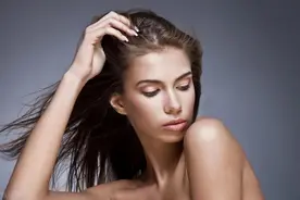 为什么女模特比男模特收入高？图片