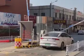 郝文武情感输出第四十季：京郊汽车进村庄都要收费的现象正常吗？图片