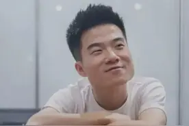 董宇辉：金句90+小作文30篇+演讲稿3篇图片