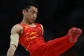 中国队第21金！邹敬园夺得巴黎奥运会体操男子双杠金牌图片