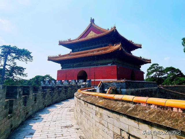永宁山藏清西陵，神道石像生藏玄机，游客争论不停！