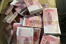 20台挖机卖完了，再也不干工程了，挖机老板的年底分享图片