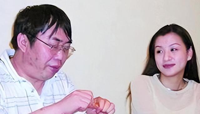 聂卫平去世仅1天	，被爆私生活混乱，三任妻子被扒，郎平也受牵连