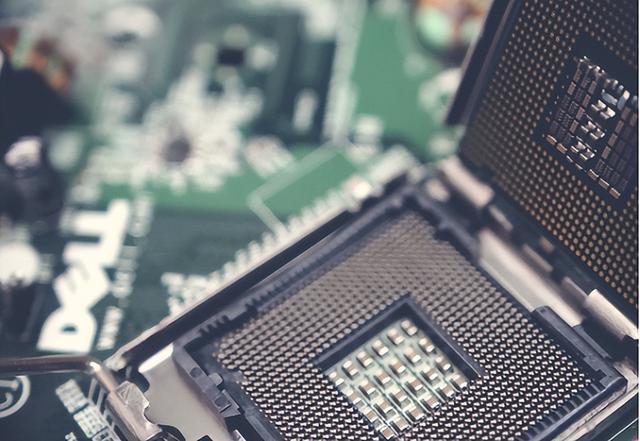 中国“立威”失败？荷兰拒绝服软，最大的冤大头已经浮出水面了！