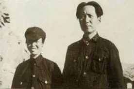 长征时他救治贺子珍、周总理，主席给他一张纸条，30年后成保命符图片