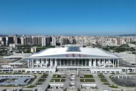 关于调整途经汕头火车站公交线路的通告图片