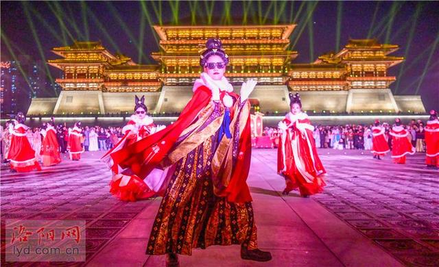 隋唐洛阳城景区：优化演艺灯光 加码沉浸体验