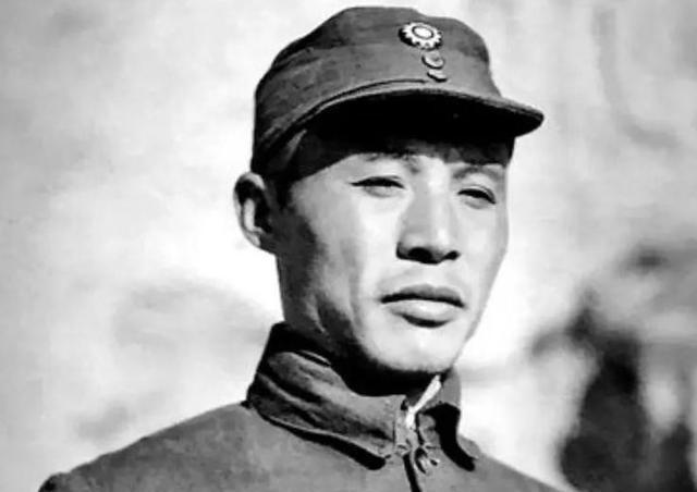 辽宁91岁老太太病逝，临终前说出：我就是敌人一直在找的军火大盗