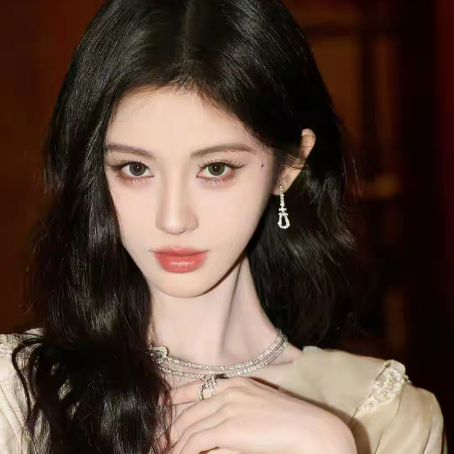 陪玩陪睡只是冰山一角，合同纠纷，陪客旅行，舔手指，个个都荒唐