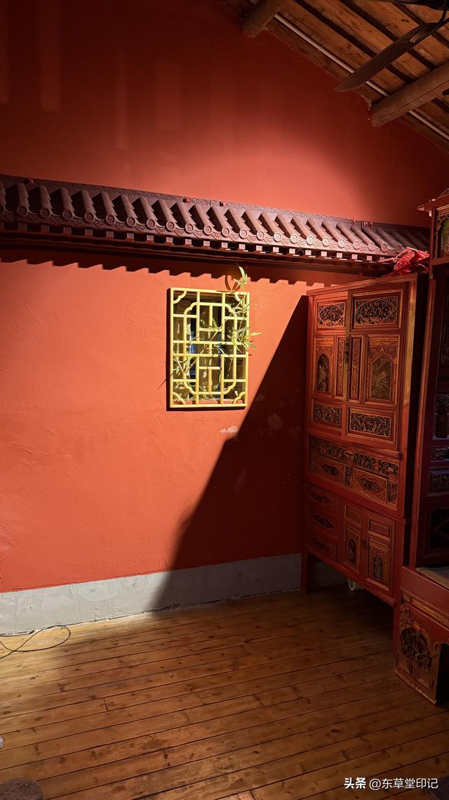 簪花围里的千年渔村：泉州蟳埔村沉浸式体验全攻略