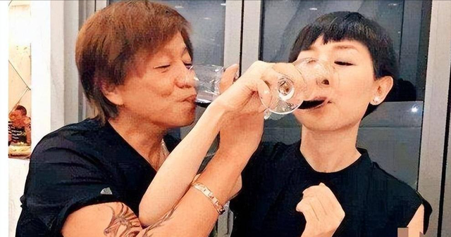 梁小龙去世早有预兆	，关门弟子爆料3个“不良爱好”，都是催命符