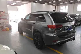 新能源盛行，花13万买辆二手大切诺基3.6L明智吗？大哥：绝版好车图片