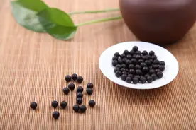 心脏怦怦跳多半是血虚！一个中成药把血补上，心不慌了，人有劲了图片