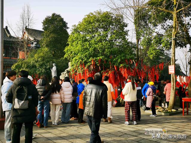 走进自贡天池寺腊八节，感受传统年味与文化传承!